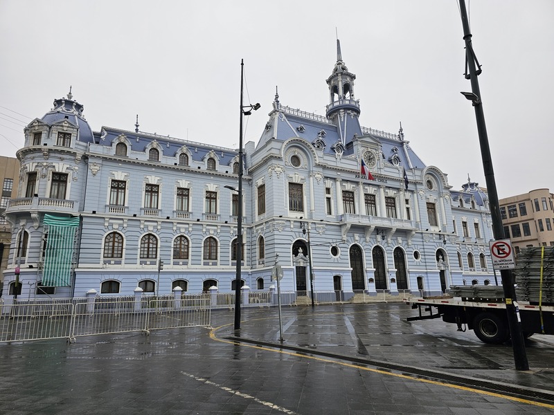 The Edificio Ex Intendencia in Valparaiso