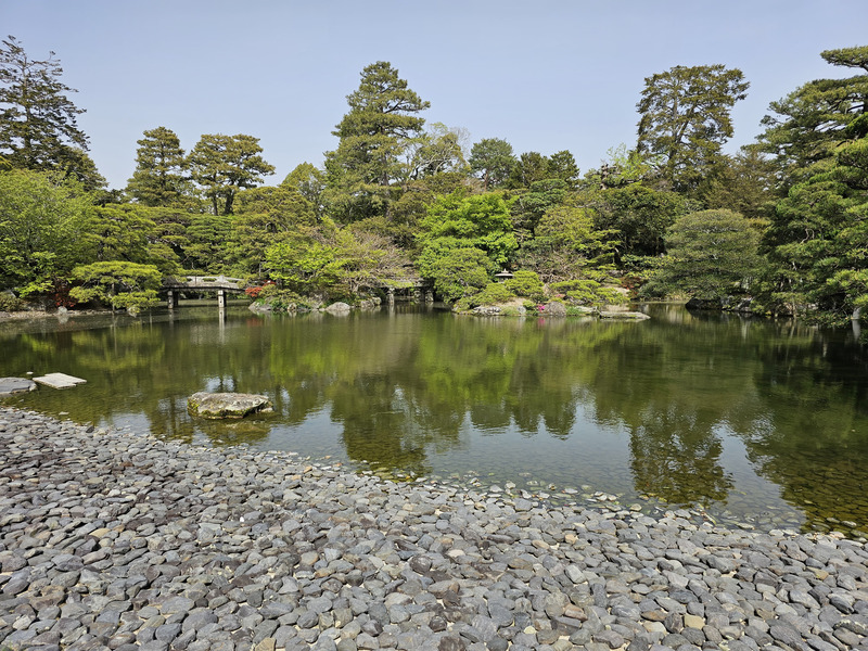 Kyoto Imperial Palace Oikeniwa (pond garden)