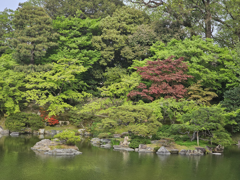 Kyoto Sento Imperial Palace south pond