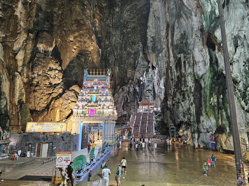 Batu Caves interior with the disappointing temples