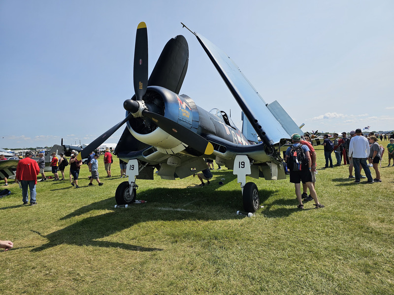 F4U-1/FG-1D Corsair 'Marine's Dream' with folded wings