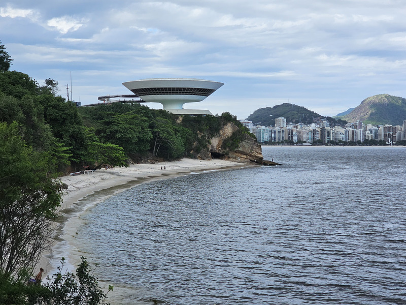 The Niterói Contemporary Art Museum